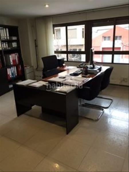 Foto a91c1473-233c-4dbd-8520-78a1fc5cb188. Oficina a Centro Villarreal / Vila - real