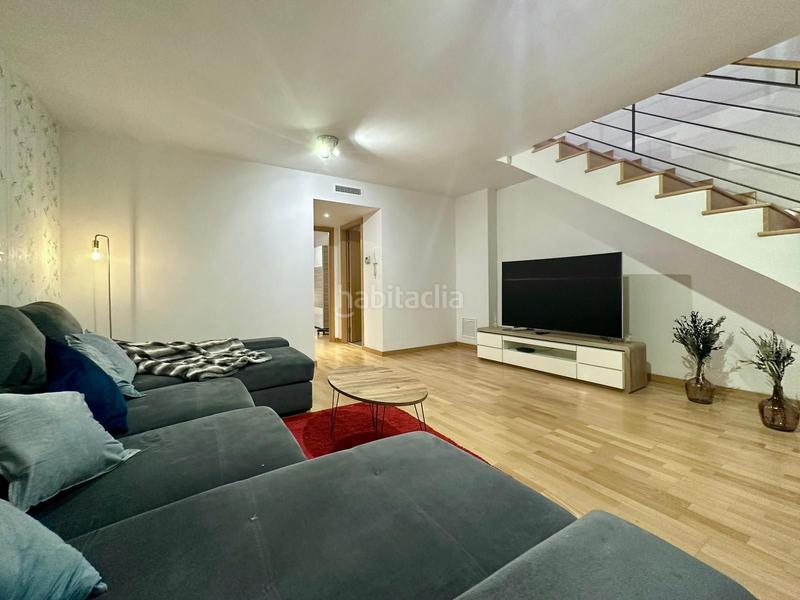 Foto 89b4e22a-0da6-47de-ac35-a0754f1b2cdd. Location triplex dans n/a dans El Coll Barcelona