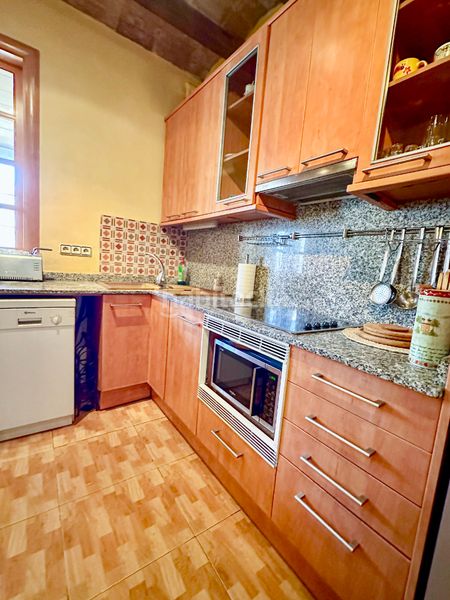 Foto f4960207-cc23-44aa-a197-7a6350cb46f7. Etagenwohnung mit heizung in El Poble Sec - Parc de Montjuïc Barcelona