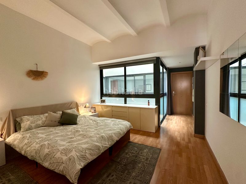 Foto 2101dc16-4426-4a26-ac33-298ac5f5676b. Apartament amb calefacció a Sants-Badal Barcelona