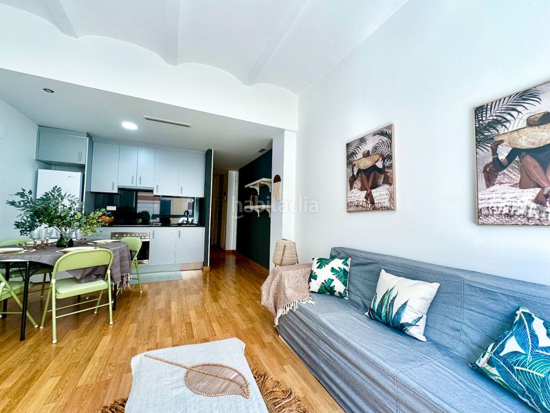 Foto 5ca85164-71d8-4b08-90a4-c066d2513cdf. Apartament amb calefacció a Sants-Badal Barcelona