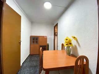 Miete Etagenwohnung in El Camp de l´Arpa del Clot