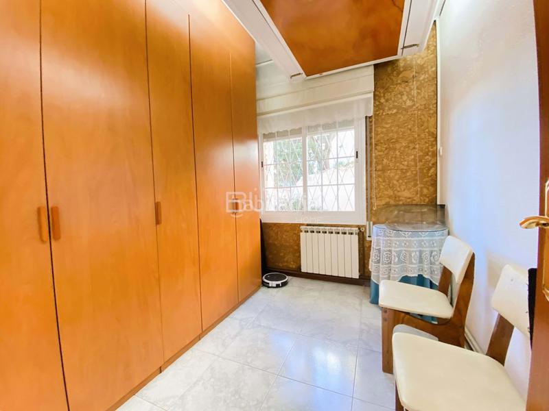 Foto 7a0d5137-4d41-4464-98ae-968704fd2814. Haus mit pool in La Miranda Esplugues de Llobregat