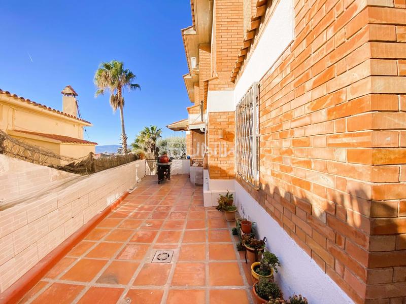 Foto a40143b2-efb6-41a2-8b85-129bef918b3b. Haus mit pool in La Miranda Esplugues de Llobregat