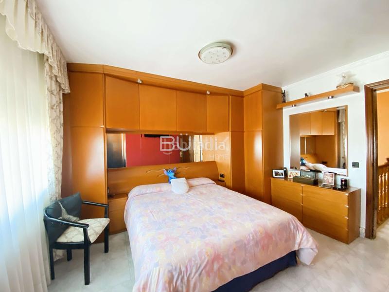 Foto c4c1813c-d502-440a-bbba-ad5a0e178887. Maison avec piscine dans La Miranda Esplugues de Llobregat