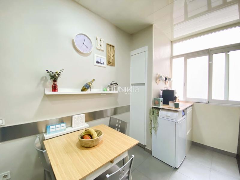 Foto 81ba1cc5-caa3-468c-a7d6-18de3a87d07a. Flat with heating in Collblanc Hospitalet de Llobregat (L´)