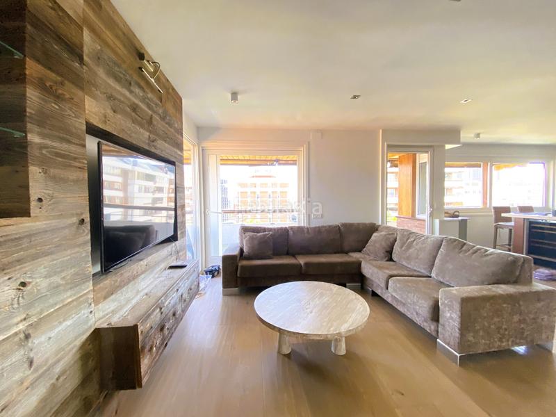Foto 99444c40-2c52-4203-b17e-571f9e212385. Rent flat with pool in Pedralbes Barcelona
