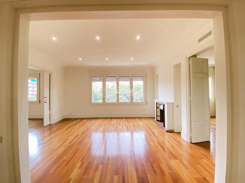 Foto 36077987-f0d7-49b0-93a5-ef248b9fdbe7. Rent flat with heating in Sant Gervasi - Galvany Barcelona