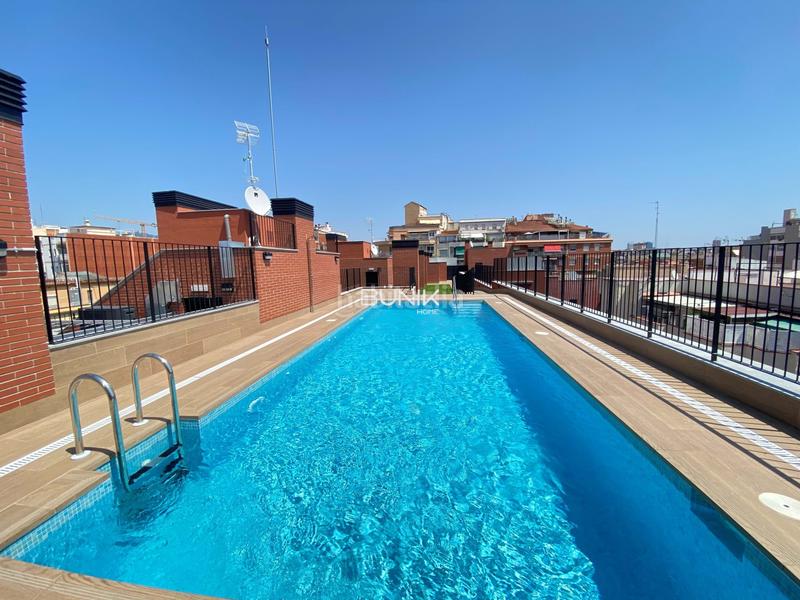 Foto 6f06ffd8-1997-4b79-9cf2-d9e7b78c26e7. Location appartement avec piscine dans La Torrassa Hospitalet de Llobregat (L´)