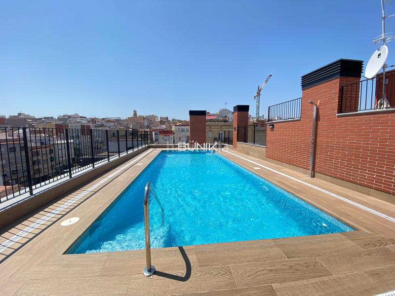 Foto 5596577c-10b2-4c3b-b4d9-f5a42bbe3413. Alquiler piso en La Torrassa Hospitalet de Llobregat (L´)