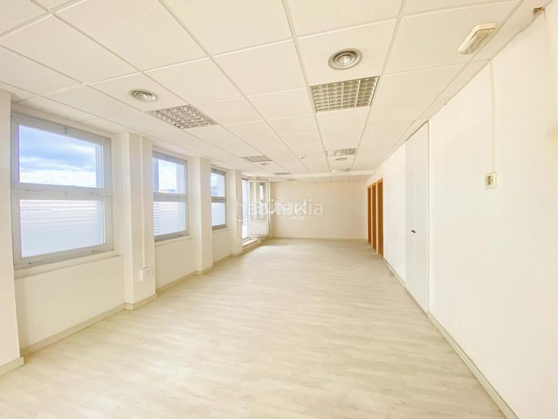 Foto da95686c-affe-48c1-afca-4df06028390c. Miete büro in La Nova Esquerra de l´Eixample Barcelona