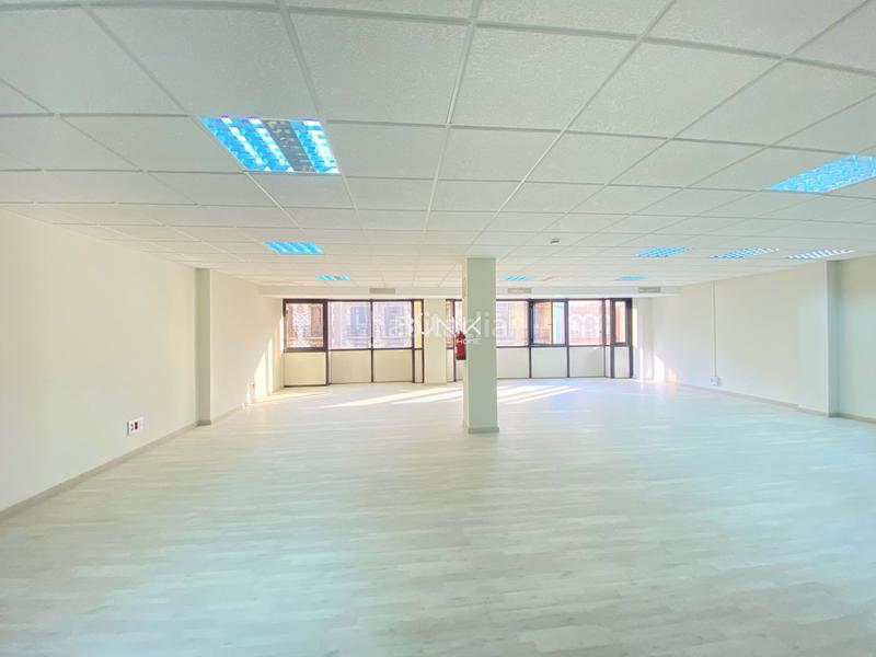 Foto da7c717b-e14a-4164-9185-7f10486ed4d6. Rent office space in L´Antiga Esquerra de l´Eixample Barcelona