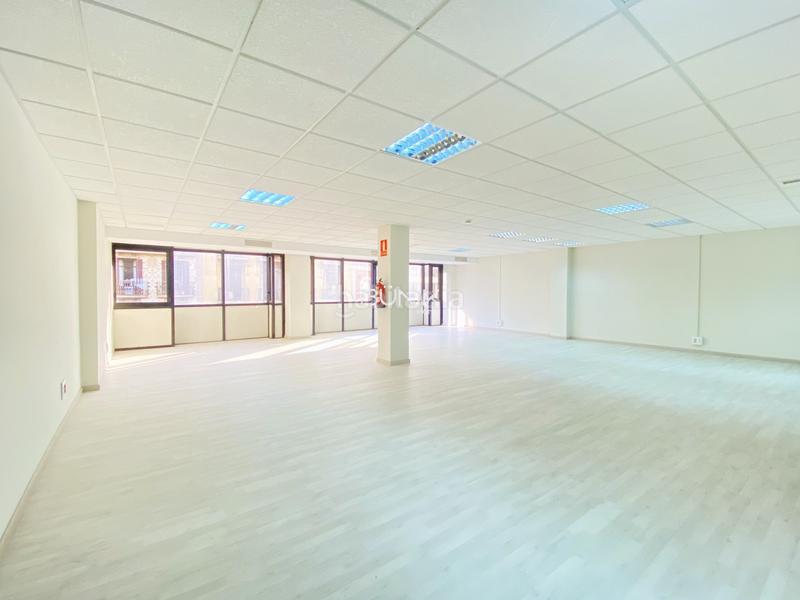 Foto fe259047-2b82-476f-860c-b667d417cc1d. Rent office space in L´Antiga Esquerra de l´Eixample Barcelona