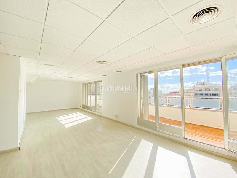 Foto cb2563c0-0fc3-49aa-bbe7-4608b52f4812. Location bureau dans Dreta de l´Eixample Barcelona
