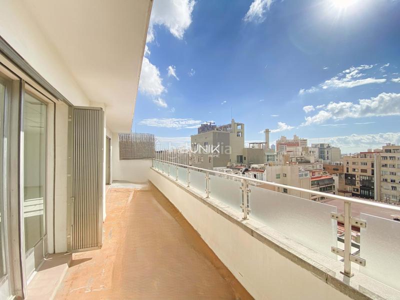 Foto fe73d19f-d4c3-45b1-b873-50533ae92028. Miete büro in Dreta de l´Eixample Barcelona