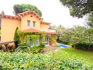 Casa a Golf-Can Trabal