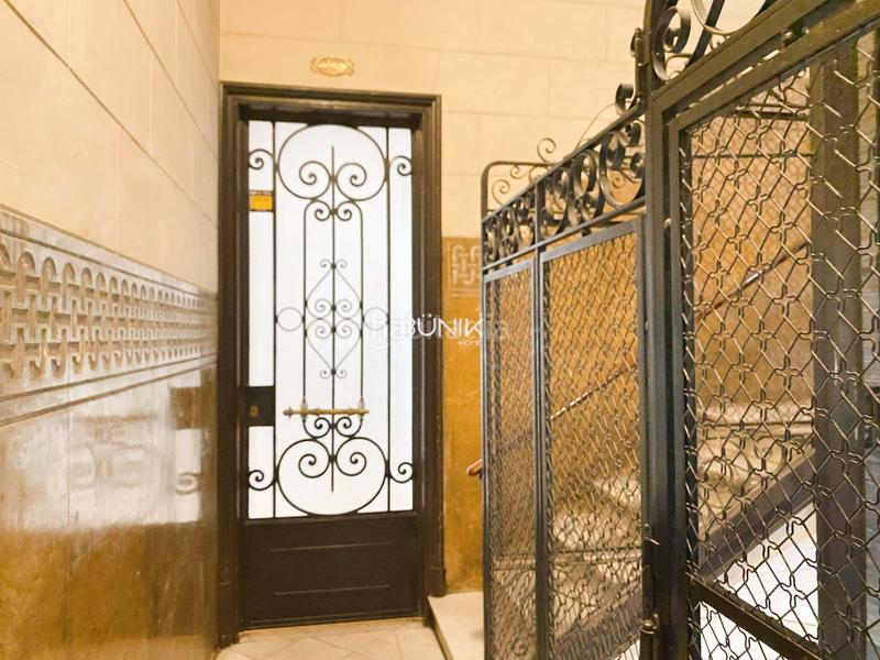 Foto 8ef560e9-fb0f-4a57-b9ab-2d3a2df5e60e. Alquiler oficina en L´Antiga Esquerra de l´Eixample Barcelona