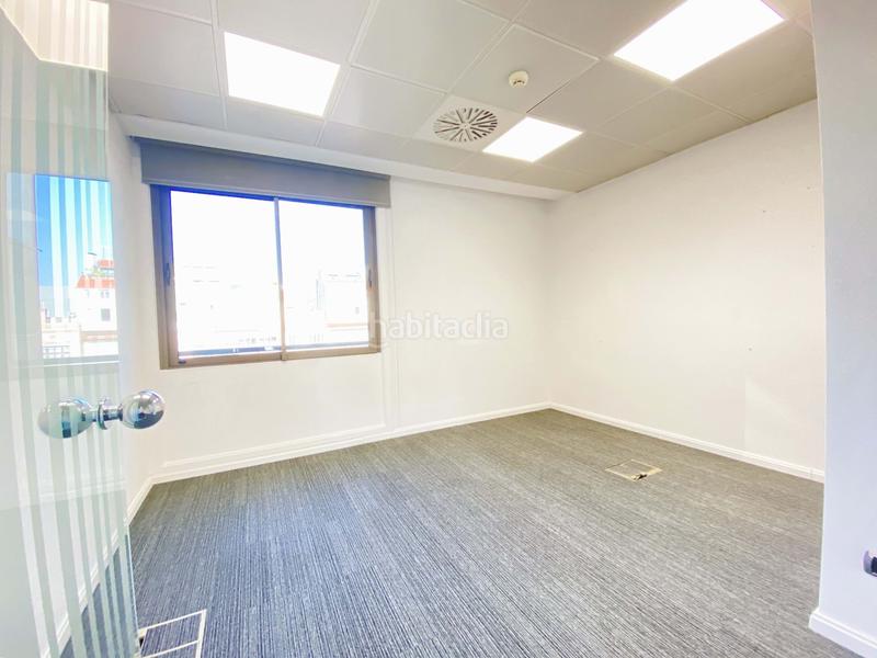 Foto eb4e299a-101e-4913-89ef-17713c60333e. Miete büro in Dreta de l´Eixample Barcelona