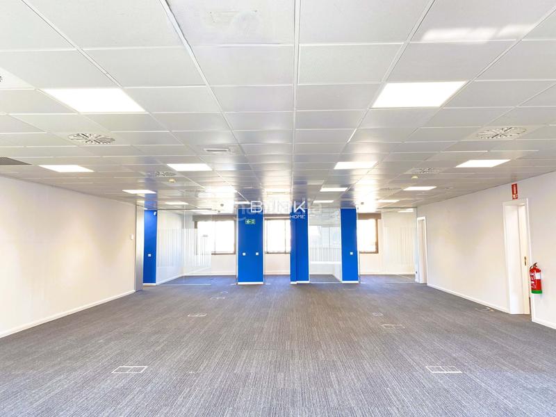 Foto 4022c1de-d8d7-4f6e-b2c9-f566169a90da. Rent office space in Dreta de l´Eixample Barcelona