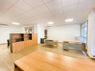 Rent Office space in La Nova Esquerra de l´Eixample