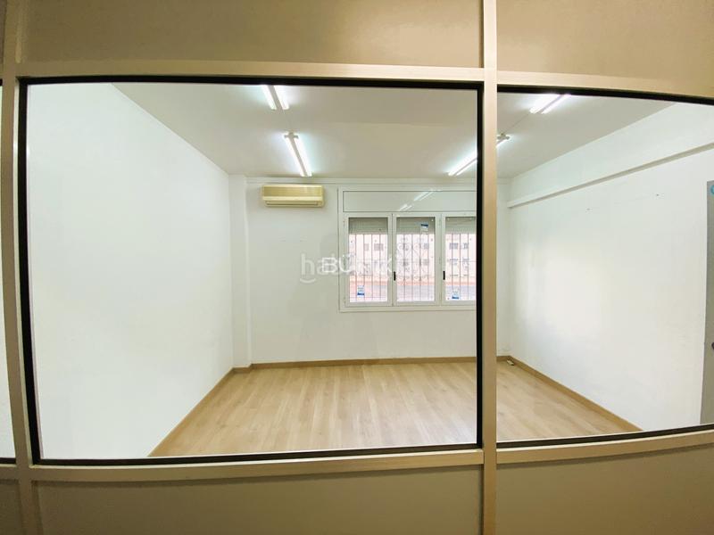 Foto 0ae1e2b6-10af-40ad-ac2e-fdb560bfc2fb. Location bureau avec chauffage dans La Nova Esquerra de l´Eixample Barcelona