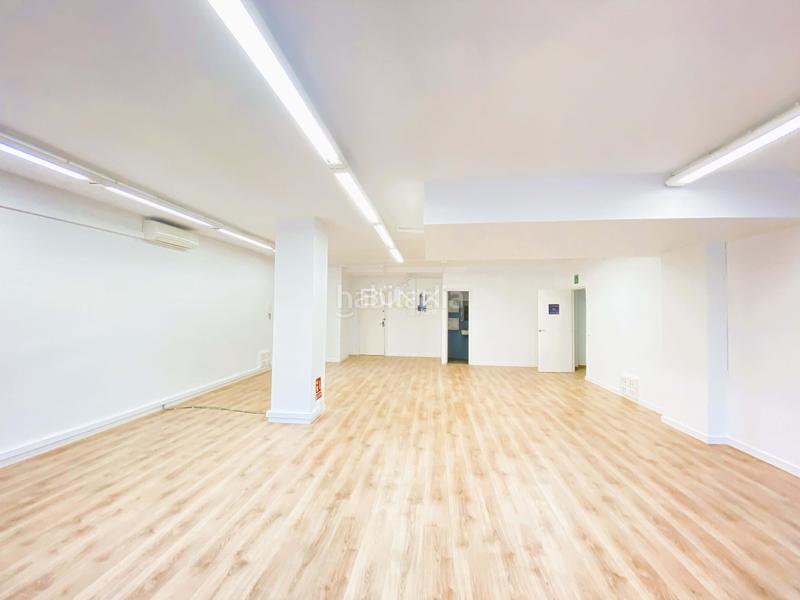 Foto ba7d69a6-d006-4334-a69f-04872fb62dfe. Location bureau avec chauffage dans La Nova Esquerra de l´Eixample Barcelona