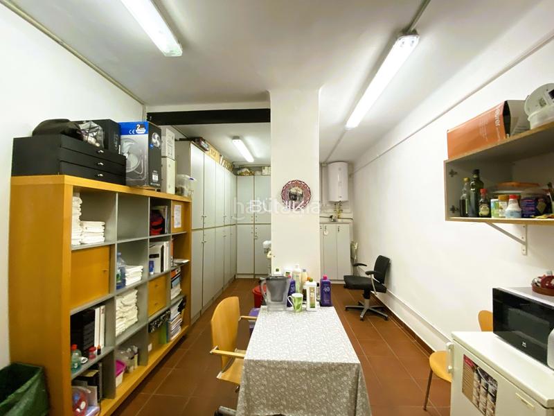 Foto 85dd9caf-7de8-40a3-8e32-097152e26e13. Traspàs local comercial a Putget - Farró Barcelona