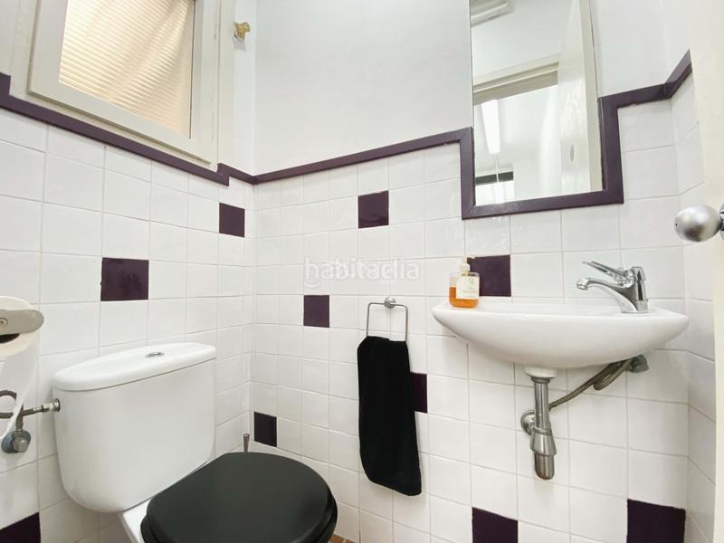 Foto c6e7cd0d-71e4-41f9-ade8-3dbdbf92ba9a. Traspàs local comercial a Putget - Farró Barcelona