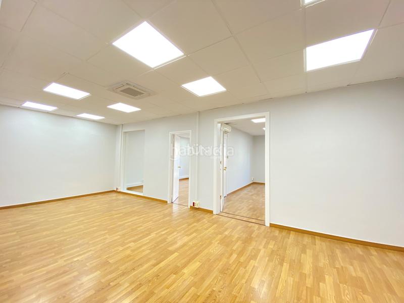 Foto 12fb2a86-6aae-4227-aca7-d0c0e9458ba3. Location bureau dans St. Pere - Sta. Caterina - El Born Barcelona