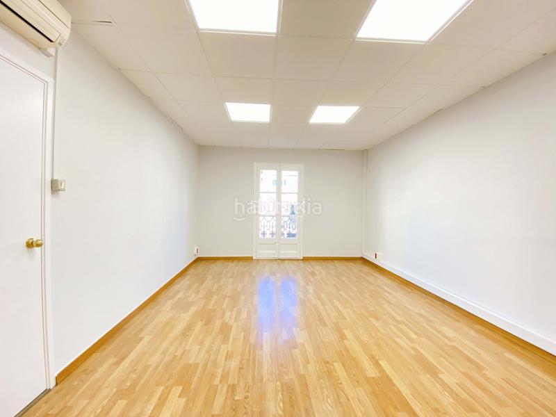 Foto e25a9db9-e681-45eb-929d-dcf0d475b0ff. Location bureau dans St. Pere - Sta. Caterina - El Born Barcelona