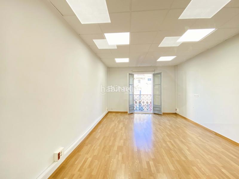 Foto 1e70b340-1a51-4b86-bd77-28da02a8bc52. Alquiler oficina en St. Pere - Sta. Caterina - El Born Barcelona