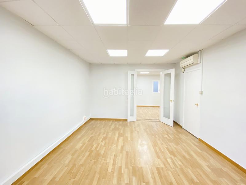 Foto e22ed0a3-ee20-4e22-9ebd-dbd39d3da046. Lloguer oficina a St. Pere - Sta. Caterina - El Born Barcelona