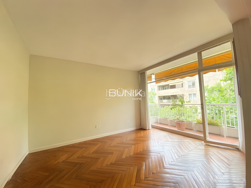 Foto f42fa2a5-3cad-4e01-9577-24065f0b0747. Pis a Sant Gervasi - Bonanova Barcelona