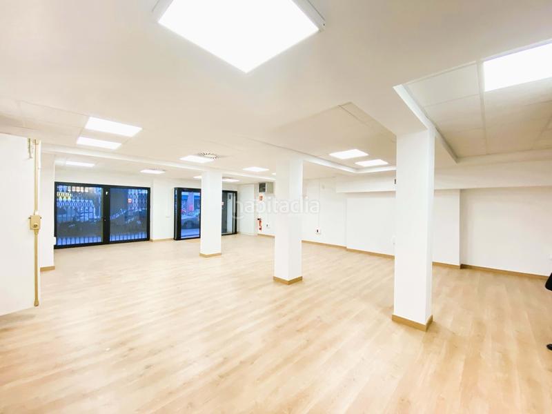Foto 10962b36-7af9-4487-afee-637d614bb946. Rent business premise in La Nova Esquerra de l´Eixample Barcelona