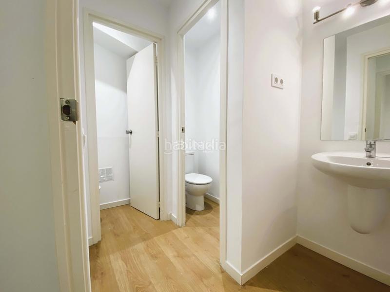 Foto 1324bb3c-d2ea-4f56-ba88-b1ec39bb5813. Rent business premise in La Nova Esquerra de l´Eixample Barcelona