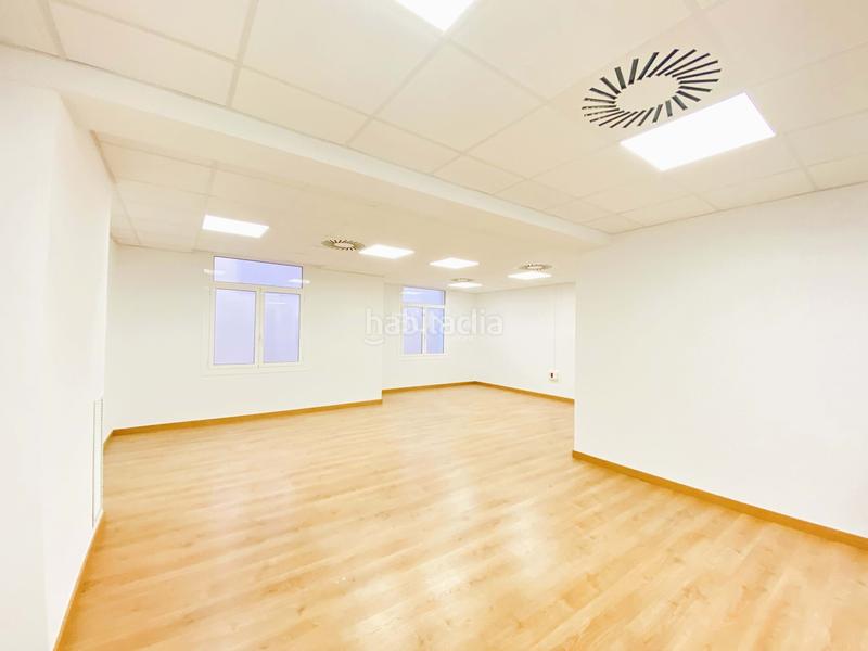 Foto 41834841-8318-4deb-a1d8-a9f06798cc8a. Rent business premise in La Nova Esquerra de l´Eixample Barcelona