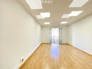 Rent Office space  Trafalgar. Barcelonaoficina