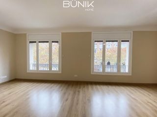 Lloguer Apartament  Gran via de les corts catalanes. Barcelonaapartamento