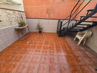 Maison à Norte. Venta de planta baja en san vicente del raspieg