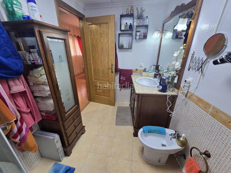 Foto 2b2a8413-5694-4ad3-89e9-202f8b41fbdc. Casa amb aparcament a Centro Sant Vicent del Raspeig