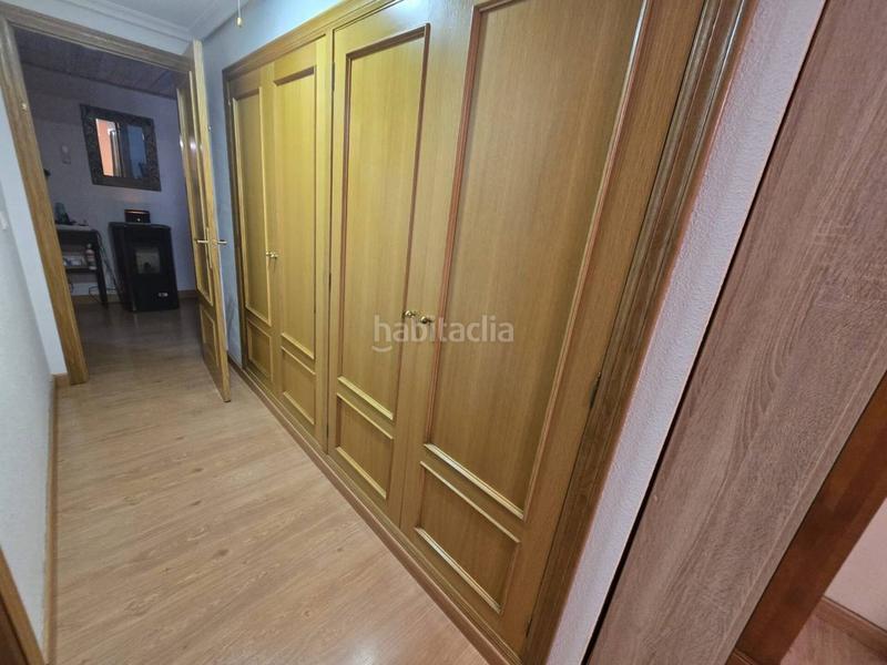 Foto c1b9797e-8e9a-435d-8c4b-aa12bb91e86f. Casa amb aparcament a Centro Sant Vicent del Raspeig