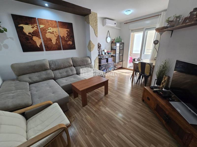 Foto d0a06792-b506-435e-98ae-5f34cd89dc35. Pis amb aparcament piscina a Norte Sant Vicent del Raspeig