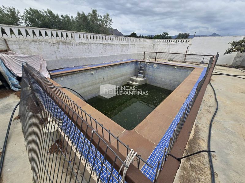 Foto 8656815f-48a1-4531-93f5-dcf597ae7b16. Casa amb aparcament piscina a Monforte del Cid