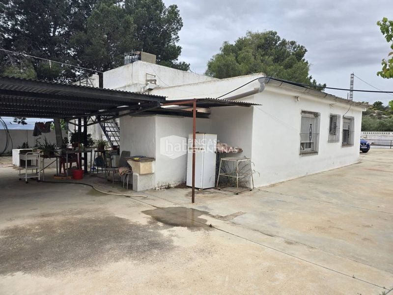 Foto 1d83b0ef-833a-42bc-8c1c-430bd3e0b9a2. Casa amb aparcament piscina a Novelda