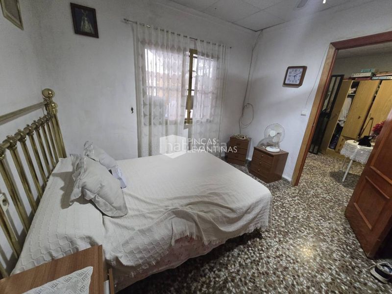 Foto 258feee3-e8ef-4f32-b390-4d0dd1e5c946. Casa amb aparcament piscina a Novelda