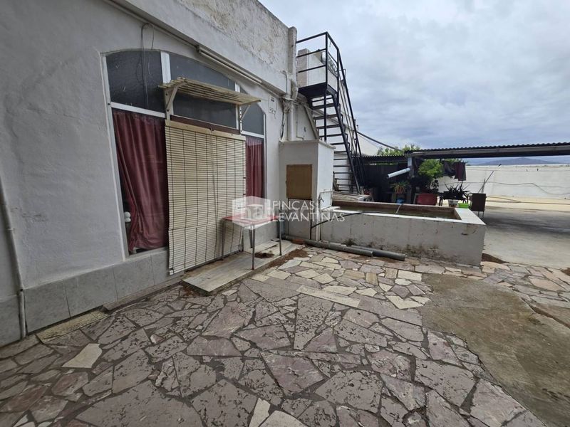 Foto 760e2f64-66d7-4856-827e-b248feb52b8e. Casa amb aparcament piscina a Novelda