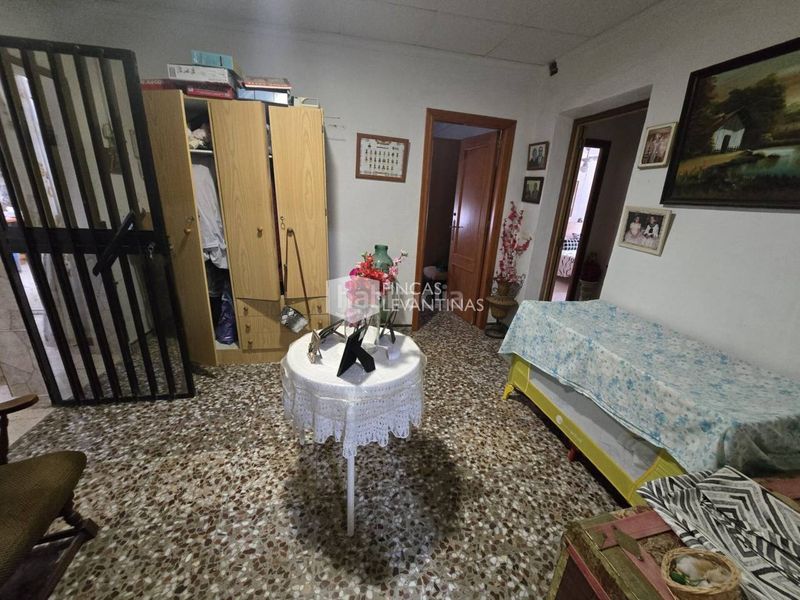 Foto eb8fd746-dc7f-489b-8b18-be3bc55956e6. Casa amb aparcament piscina a Novelda
