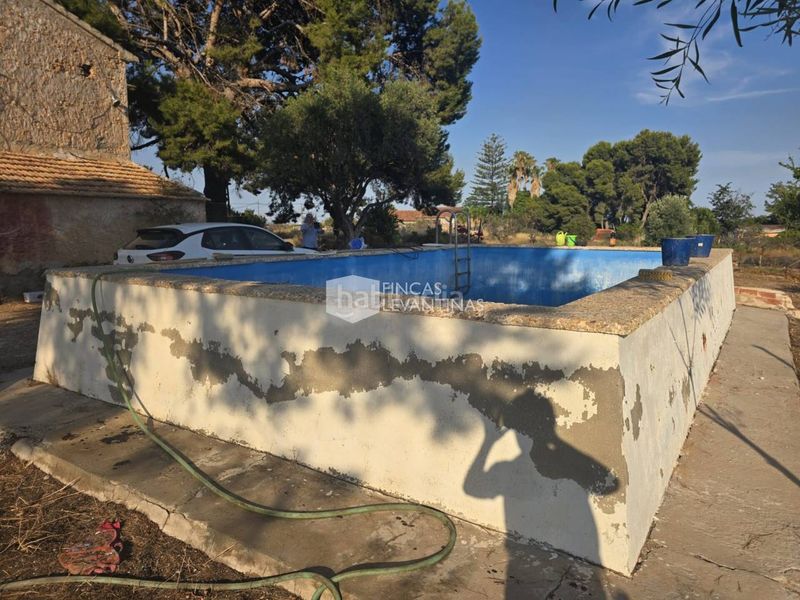 Foto 15d20965-a2f6-47a4-bd6f-91b8dba9004b. Casa amb piscina a Los Girasoles Sant Vicent del Raspeig