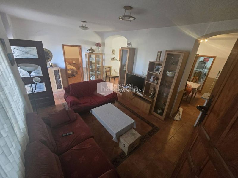 Foto 6f889262-a631-4bb0-bc1e-837f41225415. Casa amb piscina a Los Girasoles Sant Vicent del Raspeig