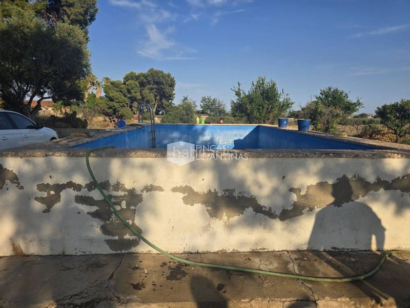 Foto ba2a21b0-308f-4542-ad47-2c5b48def8a0. Casa amb piscina a Los Girasoles Sant Vicent del Raspeig